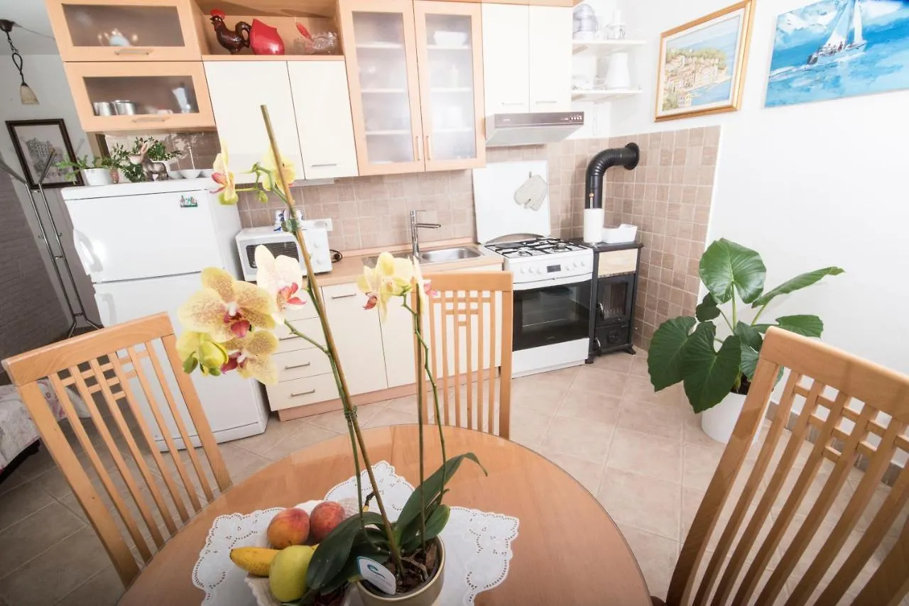 Apartment Alba ميدفيجا كرواتيا